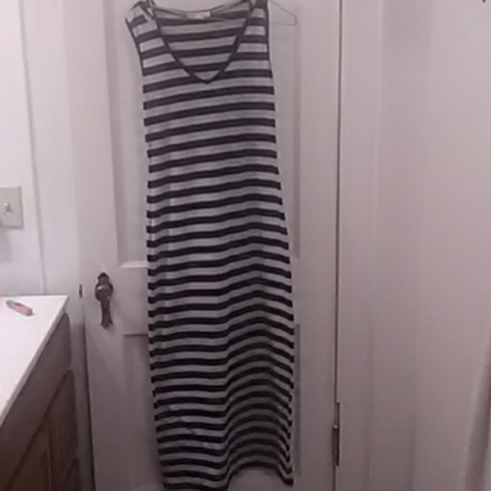 A derick heart dress